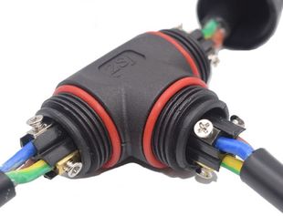 Vodotěsná kabelová spojka | IP68 | T-kus | 